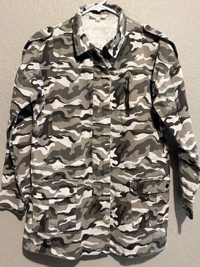 Mazik Women’s GREEN Camouflage Tie Waist 3/4 Sleeve Zip/Snap Jacket Size Small